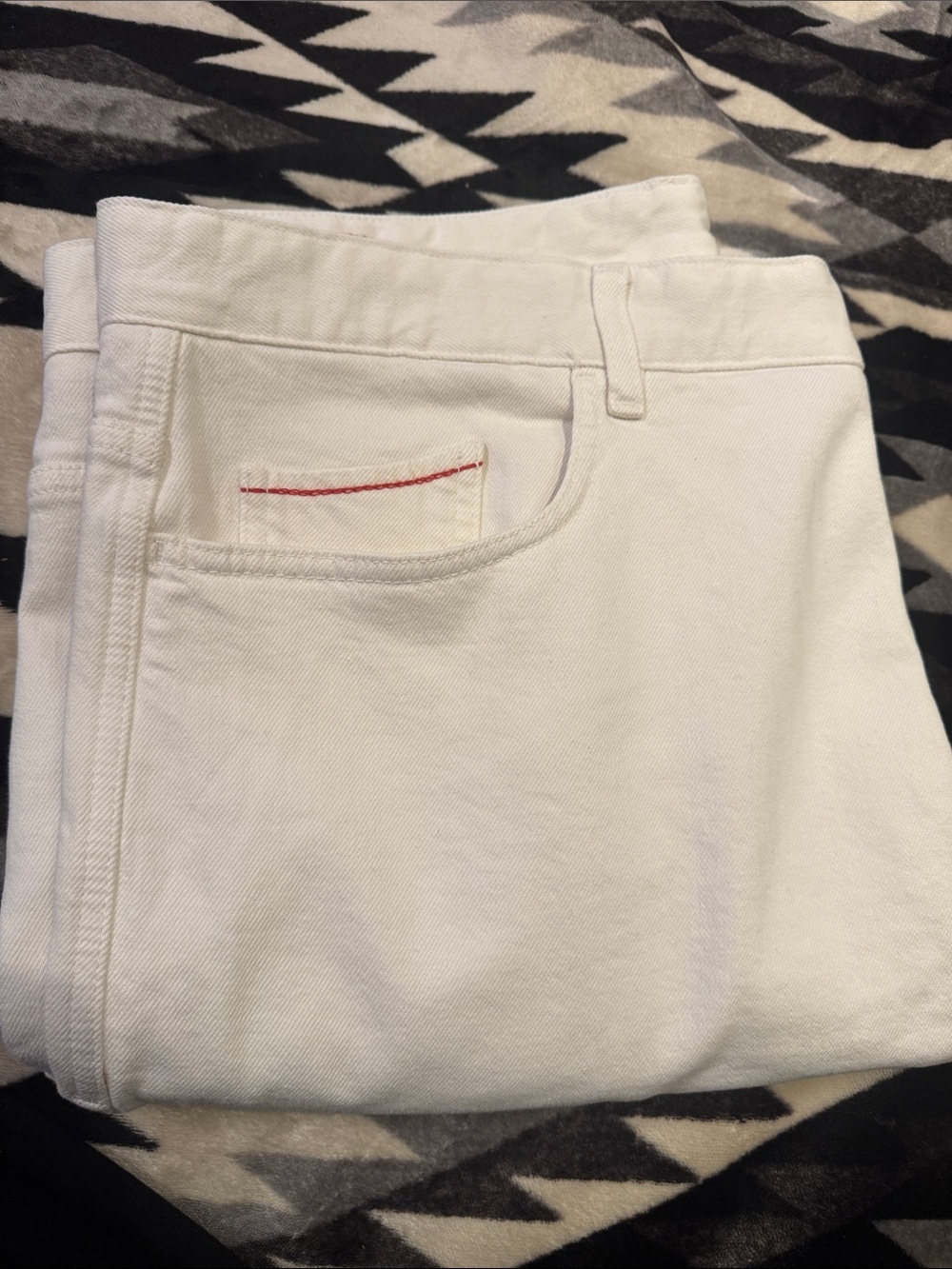 Isaia White Jeans with little red details